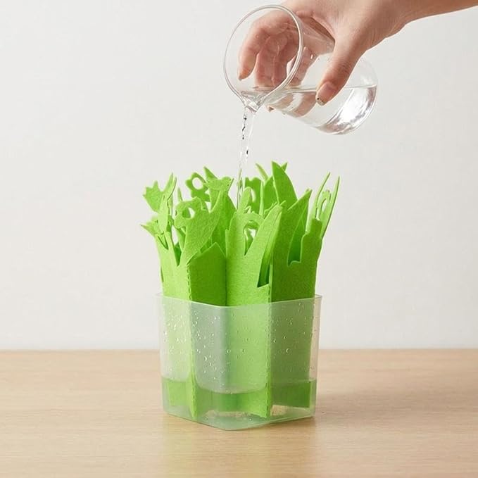 Humidifier with Artificial Plants for Reptiles, Humidifier with Water Basin, Humidification System for Frogs, Green