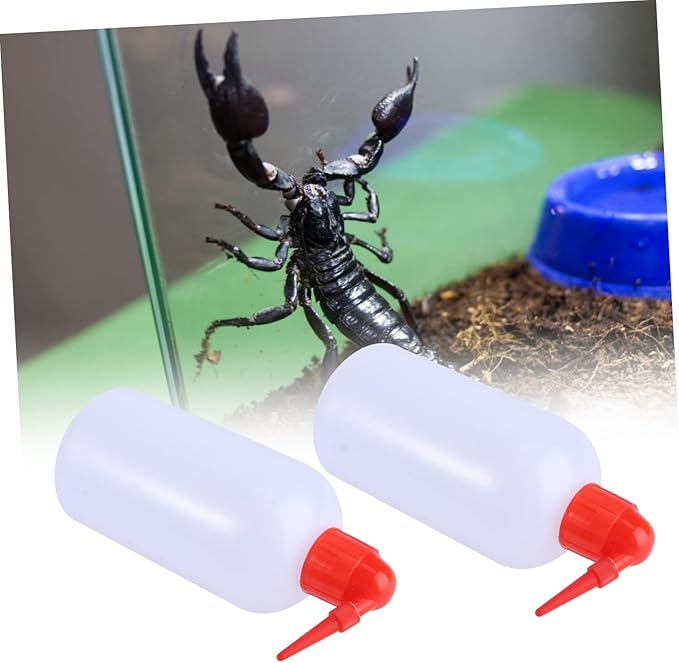 Healifty 500ml PET Feeder Watering Can 2Pcs Safety Wash Bottles for Reptiles Spiders and Geckos Leakproof Design Comfortable to Hold