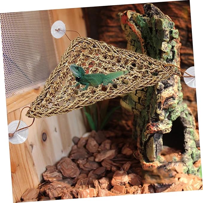 BESPORTBLE Stable Triangle Reptile Hammock Mat for Lizards and Small Pets Elevated Swing Bed with Suckers for Easy Installation and Natural Shedding Texture
