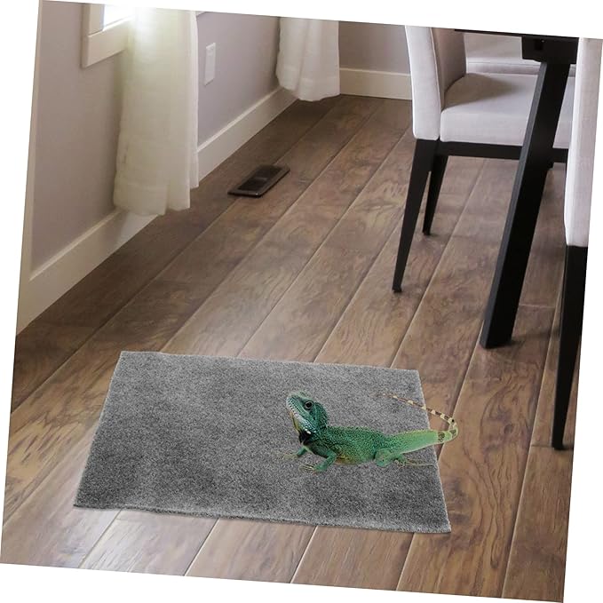 Toddmomy 2Pcs Reptile Mat Wear Resistant Tortoise Bedding Convenient Snake Bedding Carpet for Household Terrarium Use Reptile Carpet