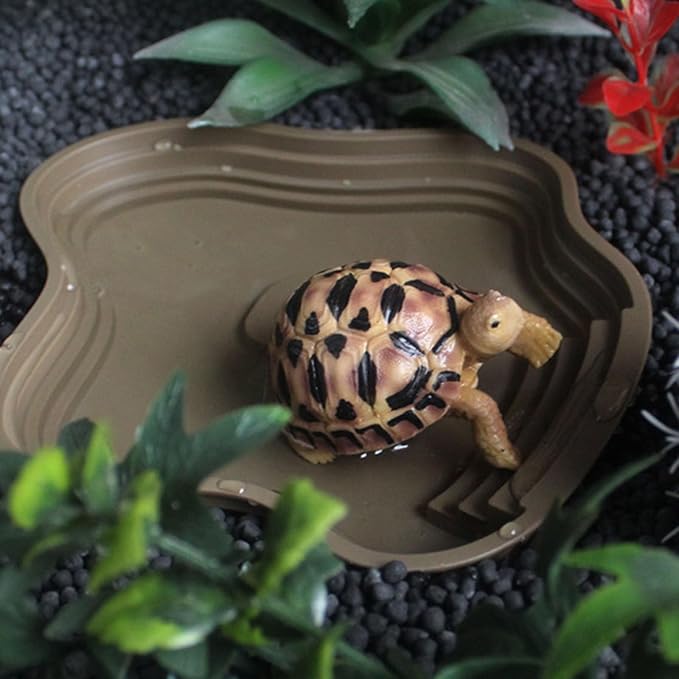 Sloped Animal Water Container Simulated Living Space Platform for Tortoises Amphibians Soaking Tub for Turtles Safe Turtle Drinking Bath Pan Multi Functional Soaking Dish Indoor/Outdoor Turtle Water