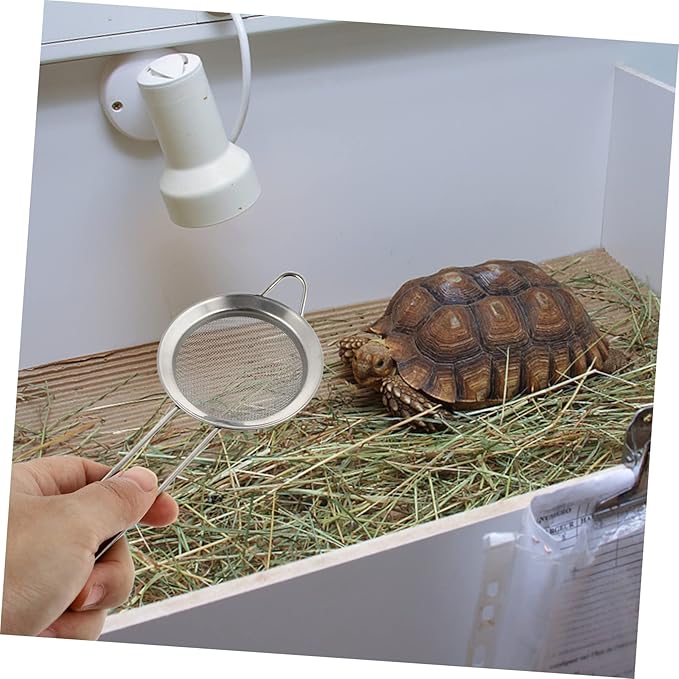 Toyvian 2pcs Stainless Steel Reptile Sand Scoop Shovel for Efficient Litter Cleaning for Tortoise Lizard Snake Substrate Comfortable Handle Durable Design Fine Mesh Filtering