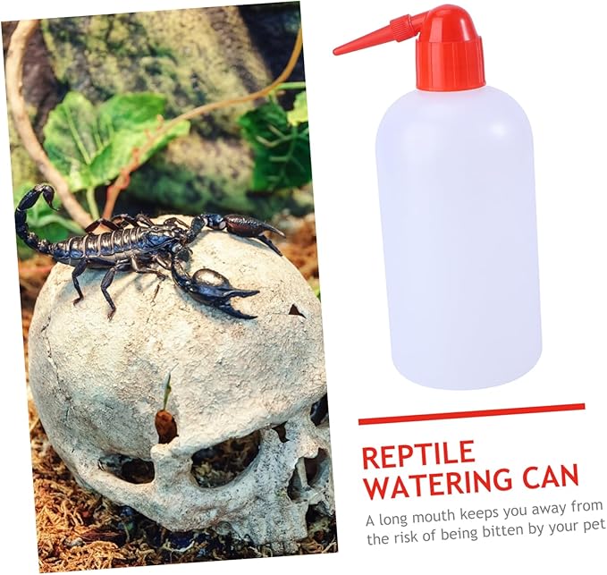 Healifty 500ml PET Feeder Watering Can 2Pcs Safety Wash Bottles for Reptiles Spiders and Geckos Leakproof Design Comfortable to Hold