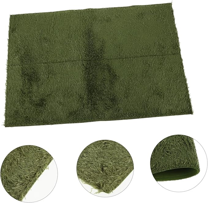 Reptile Carpet Terrarium Liner Moisture Retaining Faux Grass Mat for Snakes Tortoises and Frogs Easy-Clean Substrate for Terrariums