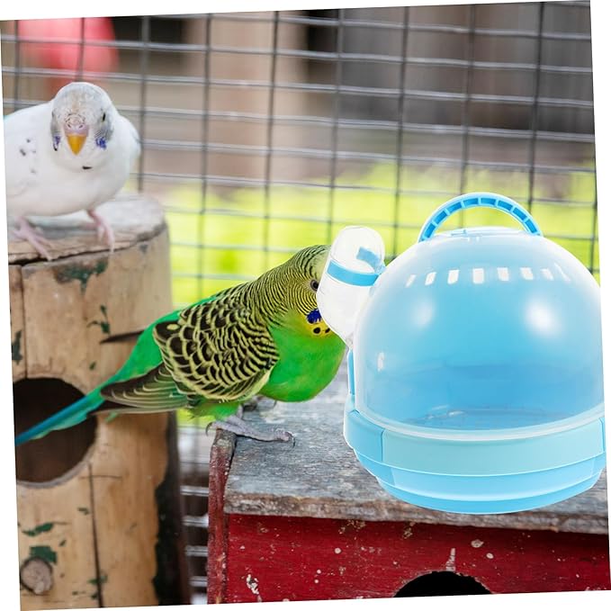 Generic Handheld Pet Parrot Travel Cage Lightweight Transparent Carrier with Breathable Design for Outdoor Use and Easy Cleaning Capsule with Galvanized Mesh Pad