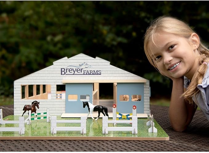 Breyer Horses Breyer Farms Deluxe Arena Stable | 24 Piece Playset | 2 Stablemates Horses Included | 24.25" L x 22" W x 10.5" H | 1:32 Scale | Model #59243