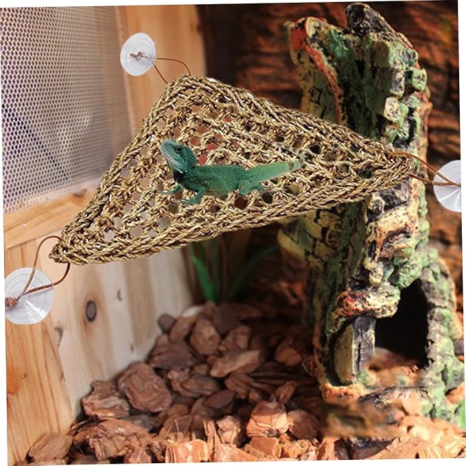 Abaodam Stable Triangle Lizard Mat with Suckers Comfortable Hanging Bed for Reptiles for Crabs and Geckos Elevated Resting Spot for Shedding and Relaxation