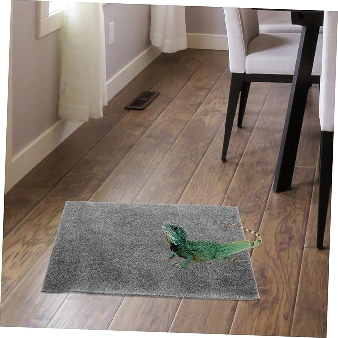 BESPORTBLE 2pcs Convenient Reptile Carpet Absorbent Tortoise Bedding Mat Breathable and Wear-Resistant for Snakes Lizards and Geckos Terrarium Decor