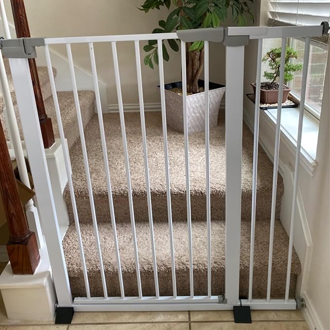 SHYUJAJIE 30 Inch Tall Cat & Dog Gate, Auto Close, Pressure Mounted, White, Alloy Steel, 29.92"-35.43" Wide, Baby & Pet Safety Gate
