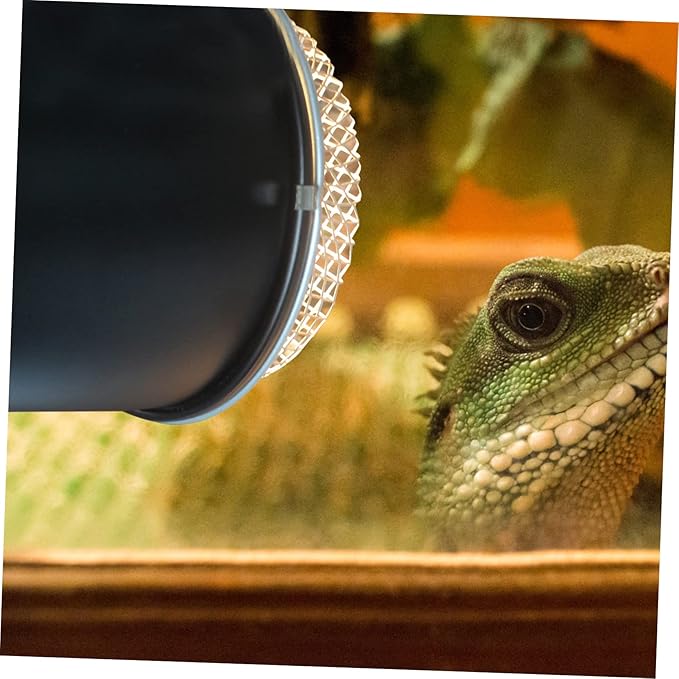2pcs Reptile Heating Lamp Shade Scald Lamp Cover for Reptiles Mesh Protector for Turtles Snakes and Lizards and Easy Installation Essential