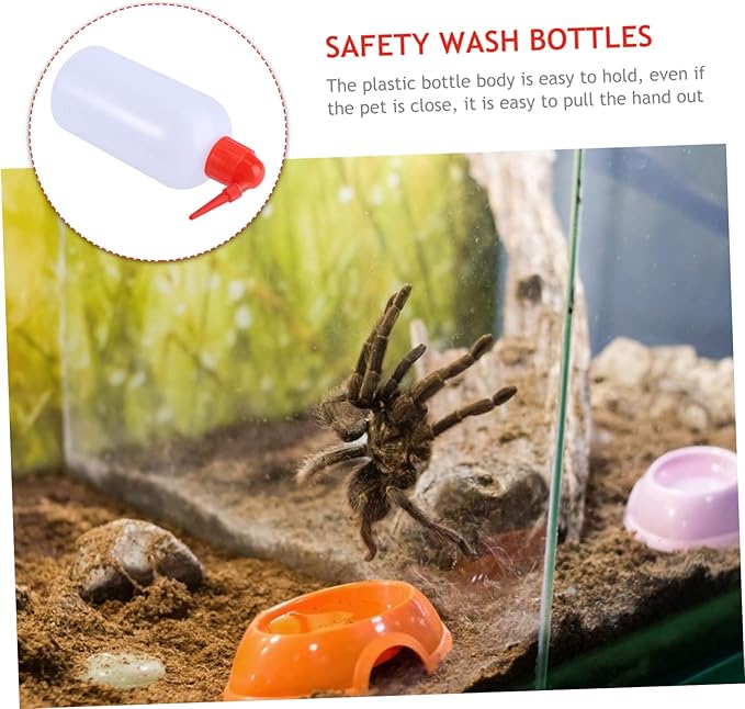 Healifty 500ml PET Feeder Watering Can 2Pcs Safety Wash Bottles for Reptiles Spiders and Geckos Leakproof Design Comfortable to Hold