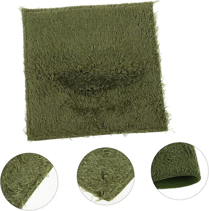 Milisten Reptile Carpet Substrate Liner for Terrarium Moisture Retaining Faux Grass Mat for Amphibians and Tortoises Reptile Bedding for Comfortable Habitat