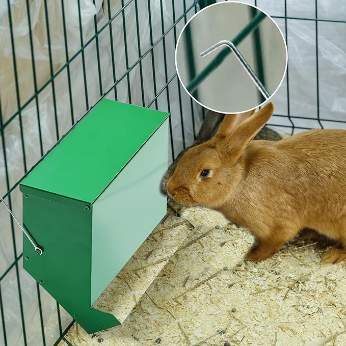 Maxcheck 2 Pcs Rabbit Feeder for Cages Small Animal Food Pellet Dispenser with Lid Metal Chicken Grit Oyster Shell Squirrel Feeders Outside(11.8 Inches,Mesh Bottom,Green)