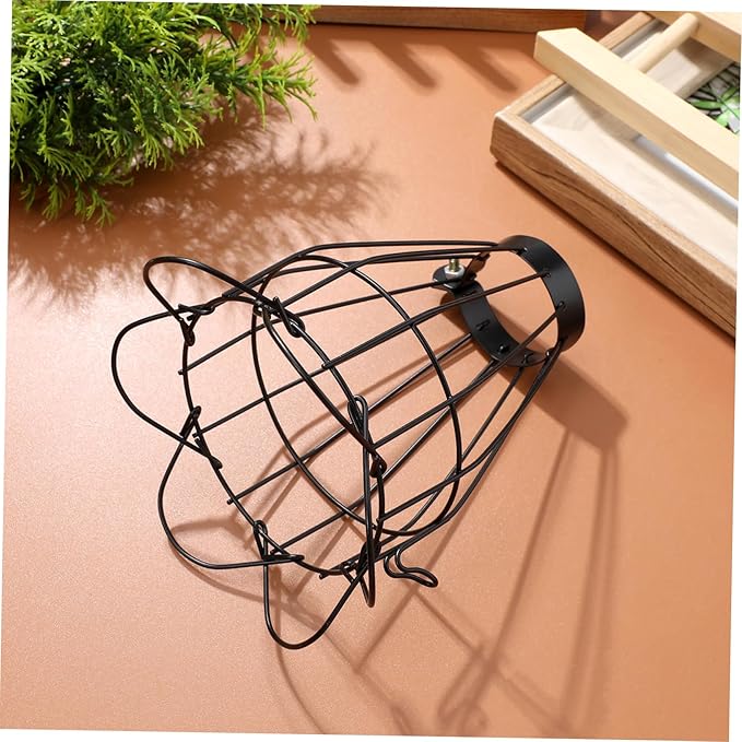 Totority Heat Lamp Cage for Reptiles Prevent Scaled Reptiles Practical Iron Lampshade Easy Install Design