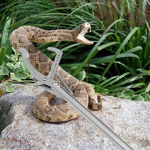 Mikikit 1pc Folding Stainless Steel Snake Catcher Clip Practical Trap Clamp with Lock for Safe Handling Lightweight Design for Home Garden Outdoor Use