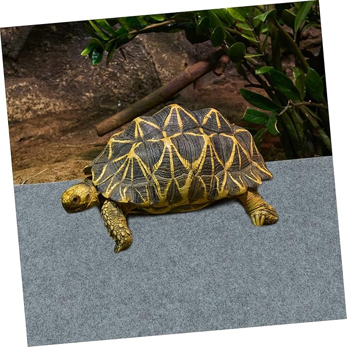 Terrarium Liner Carpet for Reptiles Soft and Breathable Lizard Mat Comfortable Substrate for Turtles Snakes and Lizards Water-Absorbent Design