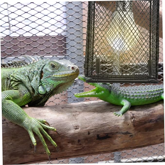 GALPADA Reptile Heat Lamp Mesh Cover Lampshade for Bird Cage Reptile Box Protects Pets from Burns Easy to Install for Turtles Lizards and Birds