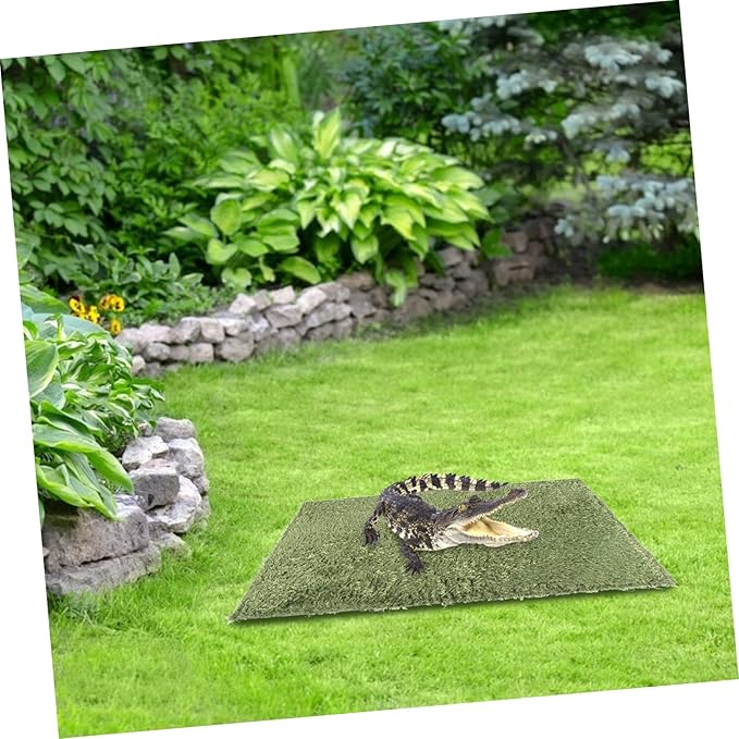 UPKOCH 2pcs Moss Reptile Carpet Mats for Turtle Bedding Reptile Tank Substrate Dry Breathable Pet Mat
