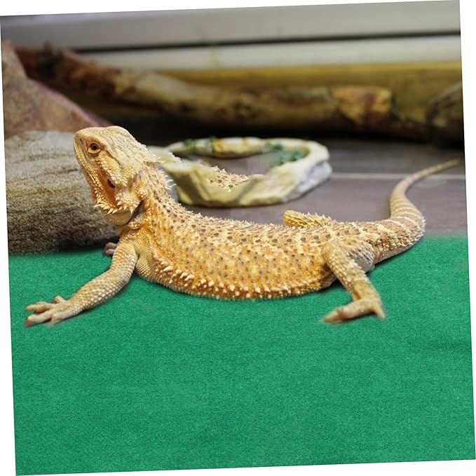 Milisten Reptile Warm Cushion Durable Pet Sleeping Pad for Tortoises Lizards Spiders for Terrarium Reptile Supplies Keeps Pets Cozy Winter