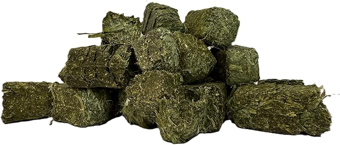 Blue Mountain Hay High-Altitude Alfalfa Hay Cubes Easy Flake Box (50 lb),Leafy Texture, High Protein Fiber & Minerals, Easy Storage Feed Solution for Homestead Use