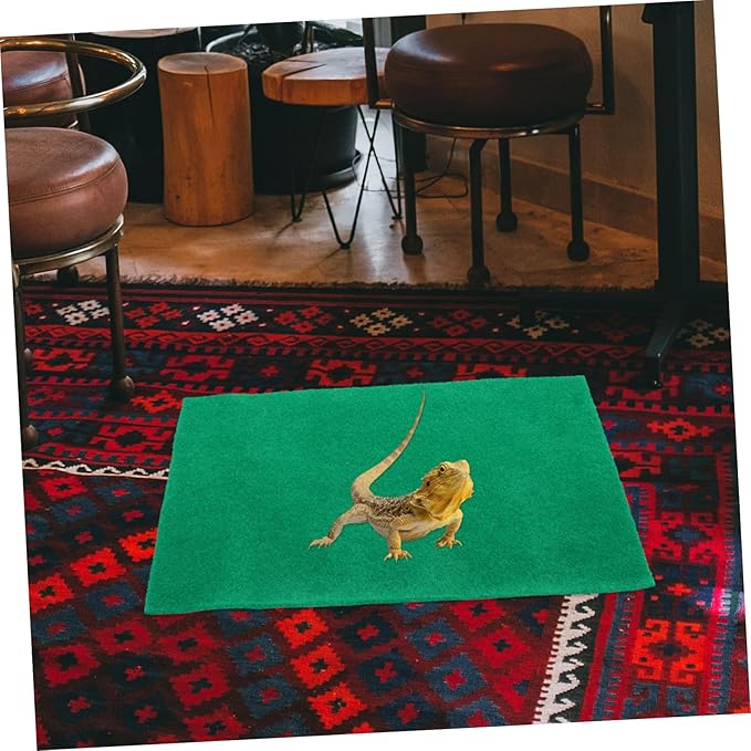 BESPORTBLE 2pcs Wear-Resistant Reptile Carpet Mat Absorbent Tortoise Bedding for Snakes Lizards and Amphibians Durable Easy to Clean for Terrariums Green