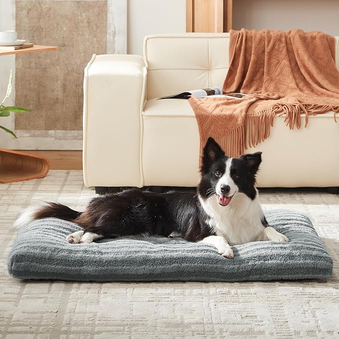 FURTIME Washable Dog Bed Medium Size Dogs, Deluxe Dog Crate Beds Comfy Fluffy Kennel Pad Anti-Slip Pet Sleeping Mat, Machine Washable Dogs Pillow, 29"x21"x3", Gray