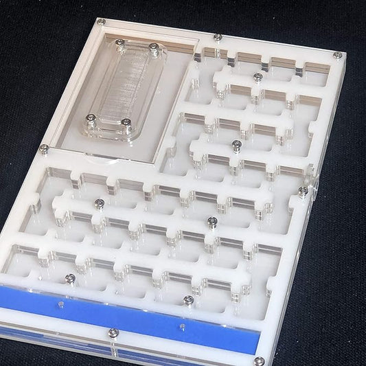 ANT Big Space Acrylic Farm Maze, Nest with Feeding Area and moisturing Zone House for Pet Anthill (White)