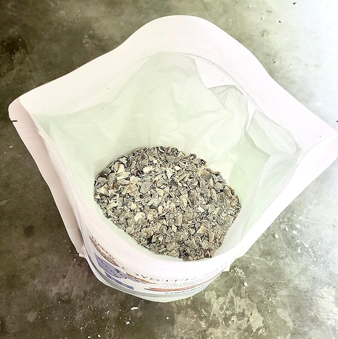 Natural Flaked Oyster Shell - 4 Pound (Pack of 1) | Calcium Supplement for Chickens, Ducks, and Other Birds| Made in USA (4 lb)
