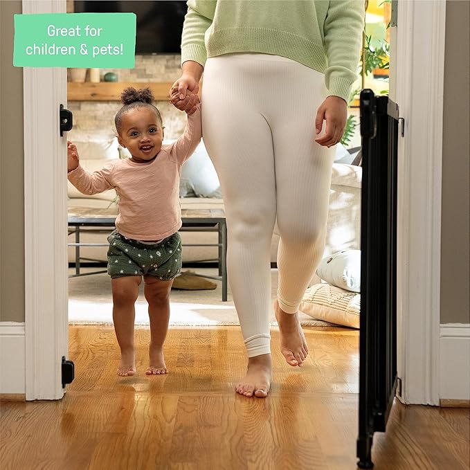 Summer Infant Deluxe Stairway Simple to Secure Safety Pet and Baby Gate,30'-48' Wide, 32' Tall, Install on Wall or Banister in Doorway or Stairway,Hardware Mount, Auto Close Walk-Thru Door-Black Wood